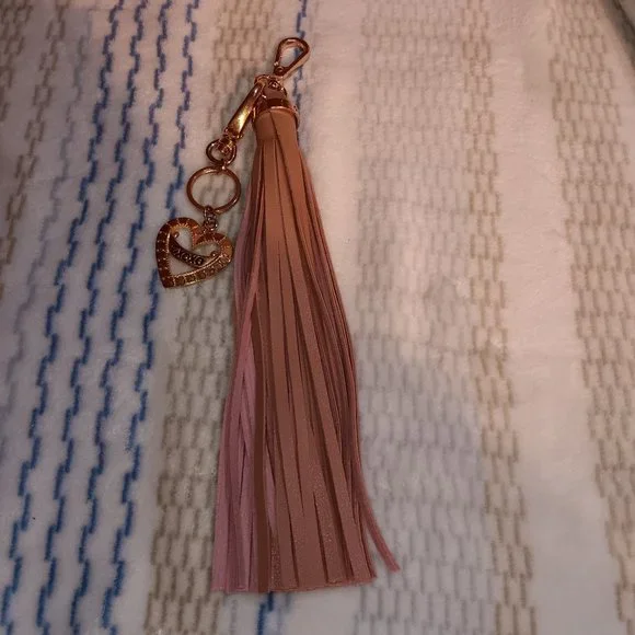 Blush Pink Fringe Keychain with Heart XoXO - Picture 1 of 3